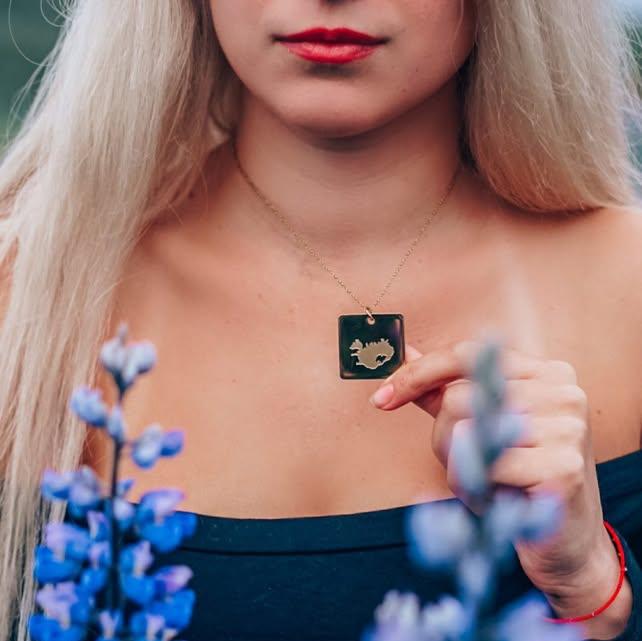 Tveggja hliða hálsmen