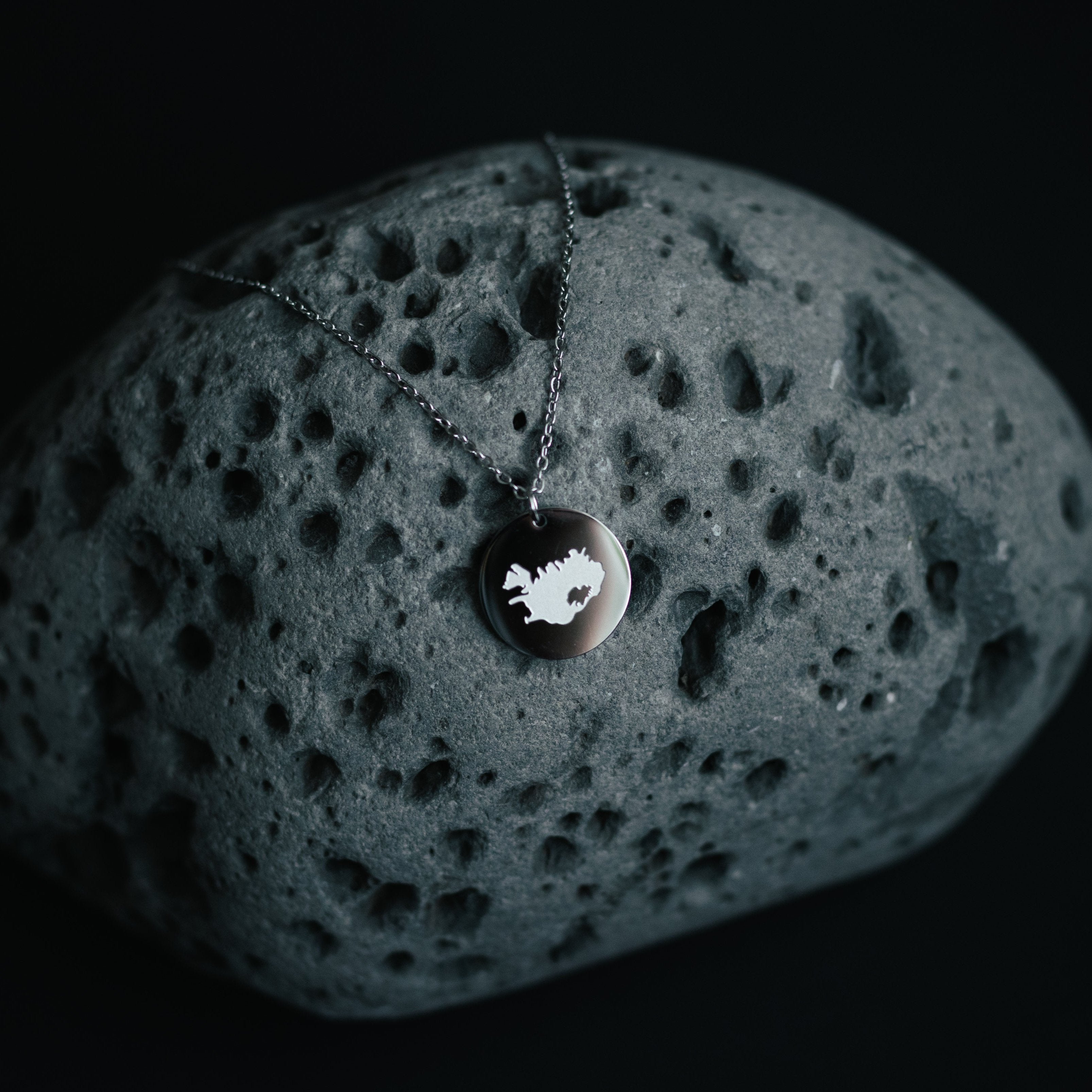 Hring Íslands Hálsmen