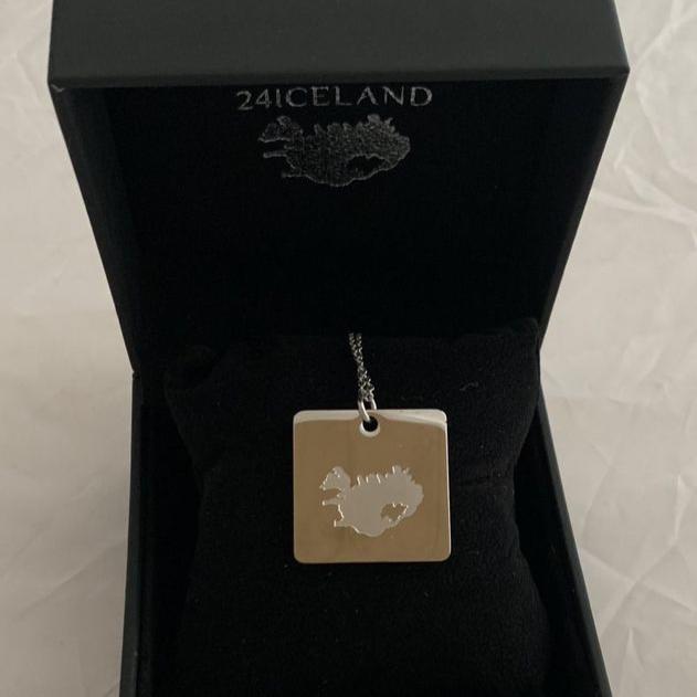 Tveggja hliða hálsmen