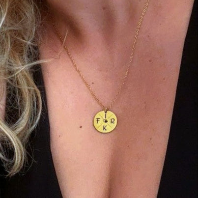 Hálsmen með 4 stafa einrit