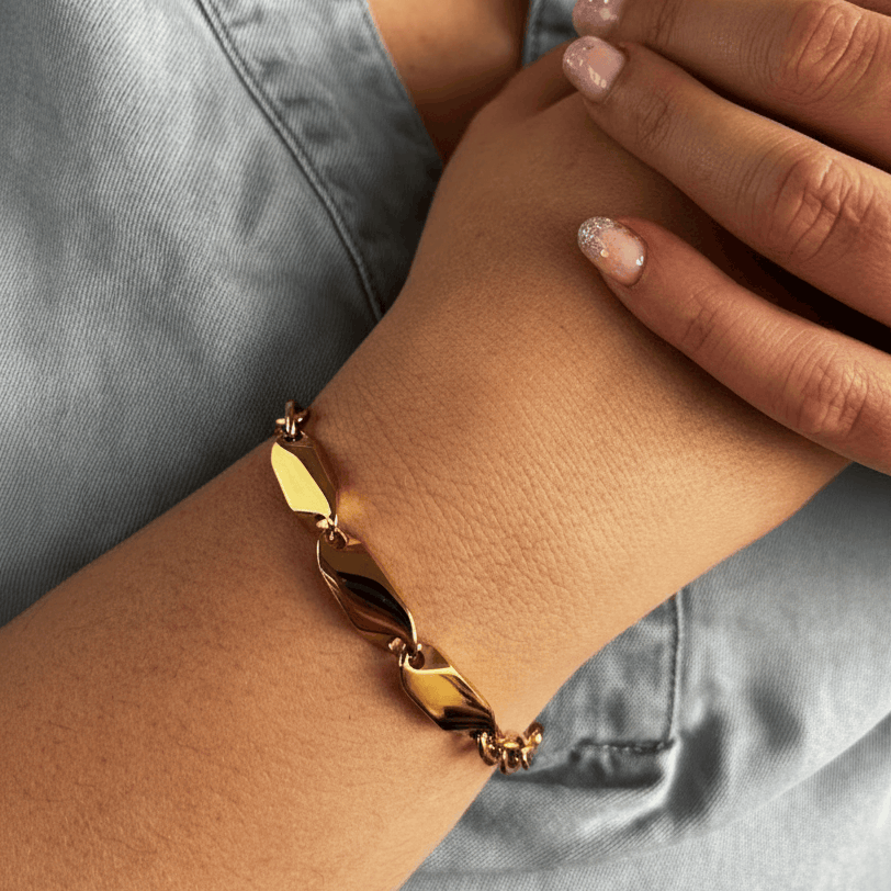 CH -  armband 24 Iceland